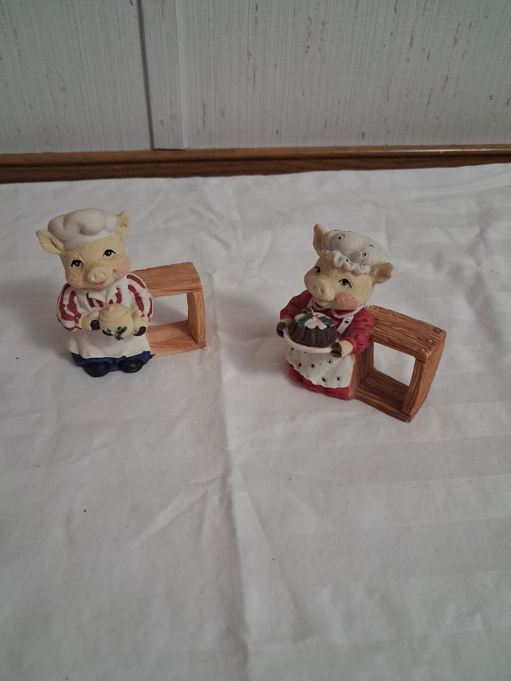 Mini Figurines Ceramic Bisque Christmas Pig Chefs Pair Attached Shadow Boxes